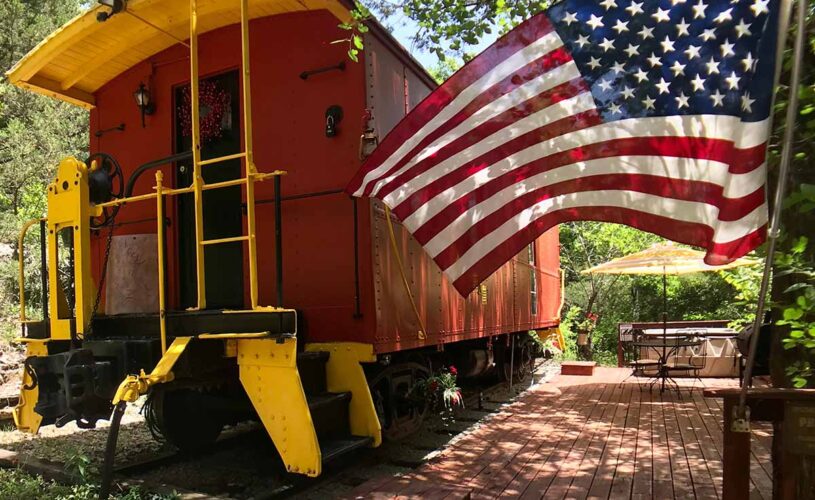 Livingston Junction Cabooses - Caboose 102